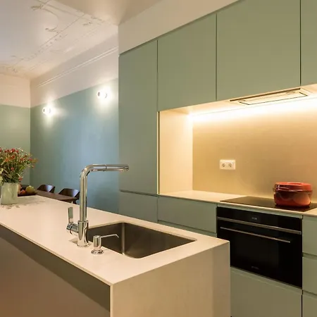 Appartamento Gorgeous Refurbished Graca Lisbona