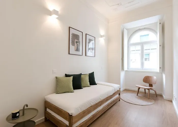 Gorgeous Refurbished Graca Lisboa