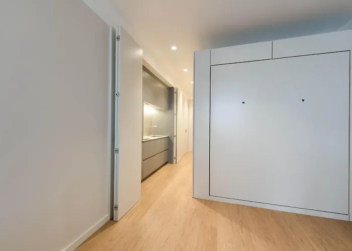 Gorgeous Refurbished Graca شقة