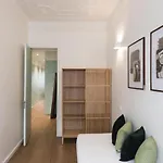 Gorgeous Refurbished Graca Apartman