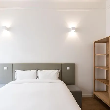Gorgeous Refurbished Graca Apartamento *